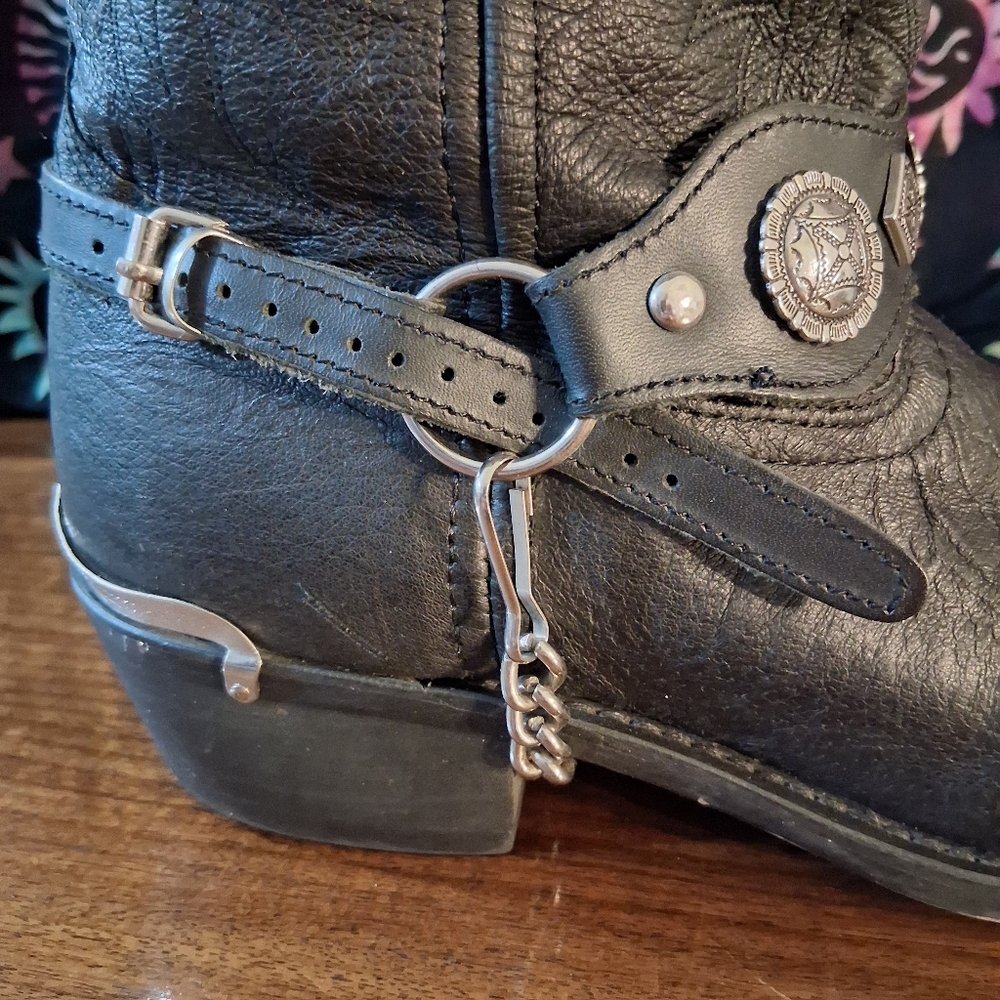 Dingo Suiter Black Leather Boots Chain Concho Collar Metal Tip Size 11 EW Mens - Picture 6 of 13